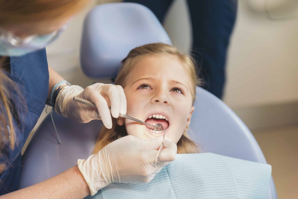 Dantų priežiūra irigatoriumi vaikams