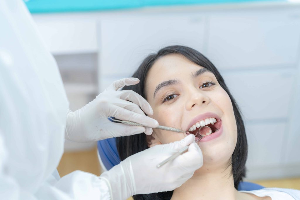Dažniausios dantenų ligos, jų priežastys ir gydymo būdai